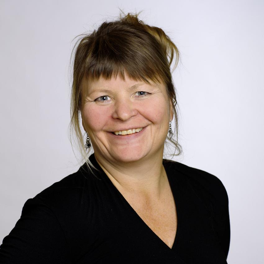 Bilde av Elvevoll, Edel O.