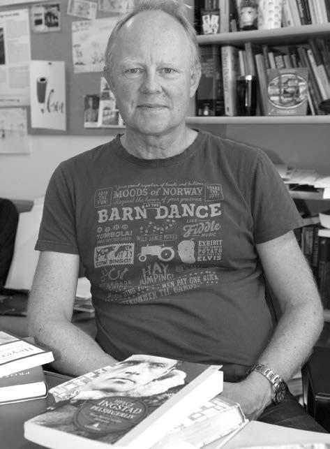 Henning Howlid W&aelig;rp er professor i nordisk litteraturvitenskap ved Institutt for kultur og litteratur ved UiT Norges arktiske universitet. Polarlitteratur er blant forskningsinteressene hans.