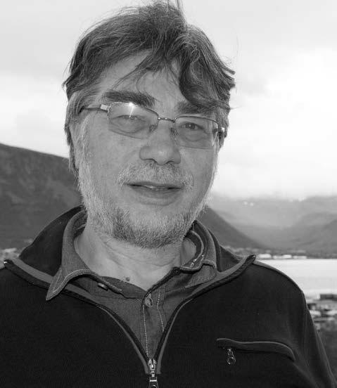 Roald E Kristiansen er f&oslash;rsteamanuensis i religionsvitenskap ved Institutt for historie og religionsvitenskap ved UiT Norges arktiske universitet. Senatrlt i hans forskningsinteresser st&aring;r forholdet mellom kirkelige (institusjonell) og folkelig (ikke-offisiell) religi&oslash;sitet.