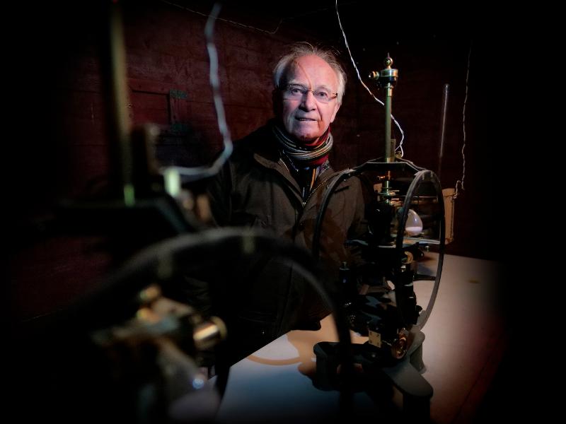 Asgeir Brekke bes&oslash;ker Absolutthuset ved Prestvannet i Troms&oslash; over 50 &aring;r etter at han f&oslash;rst begynte med nordlysforskning. 