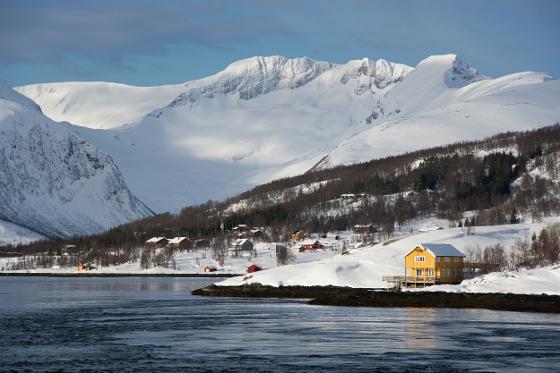 21349959-the-region-troms-norway.jpg