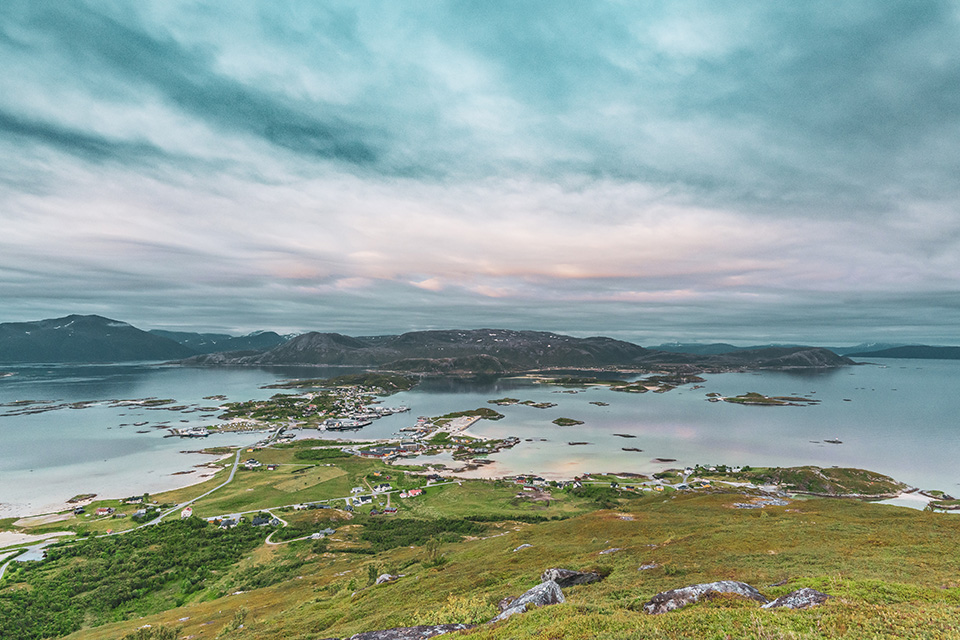Sommar&oslash;y