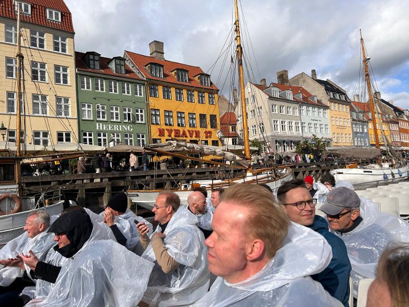 Deltakerne p&aring; seminaret er p&aring; b&aring;ttur i K&oslash;benhavn og ser p&aring; byen