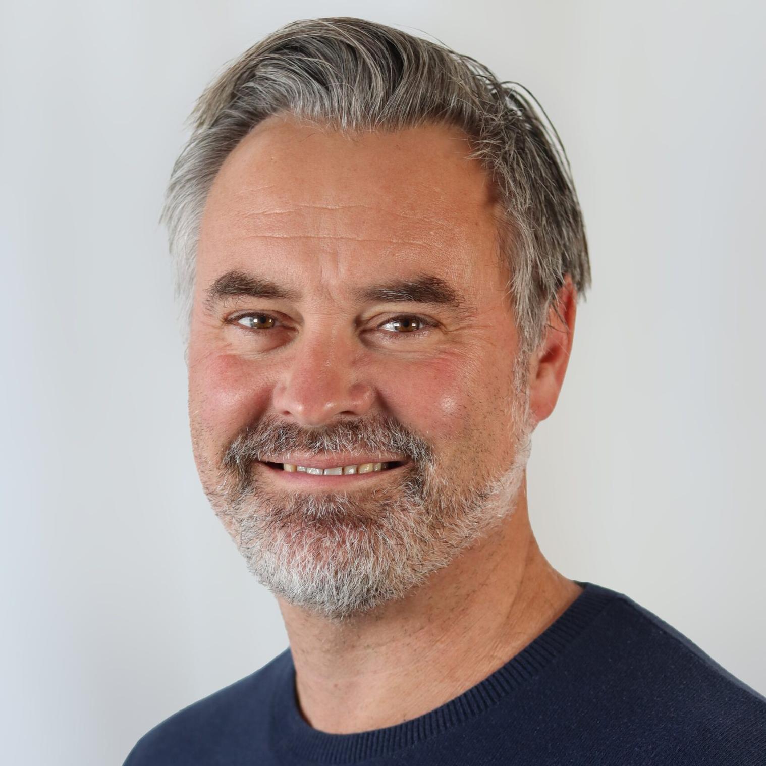 Robert &Oslash;yum-Jakobsen