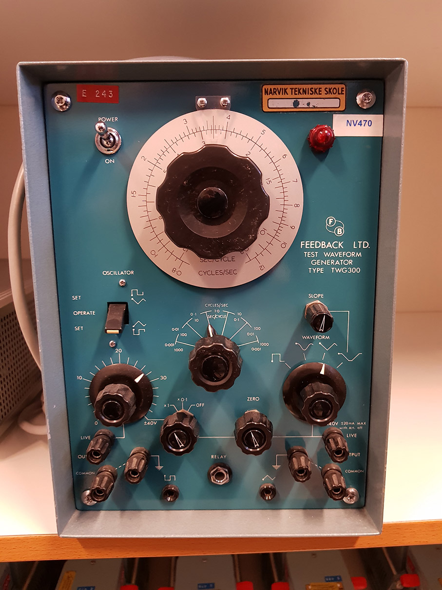 Bilde av Feedback TWg-300 LF generator