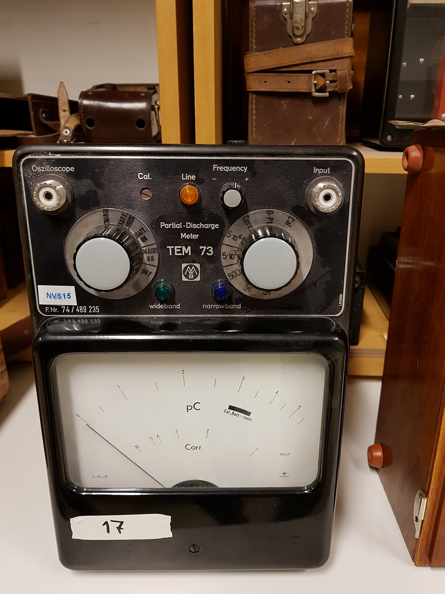 Bilde av TEM 73 partial discharge meter