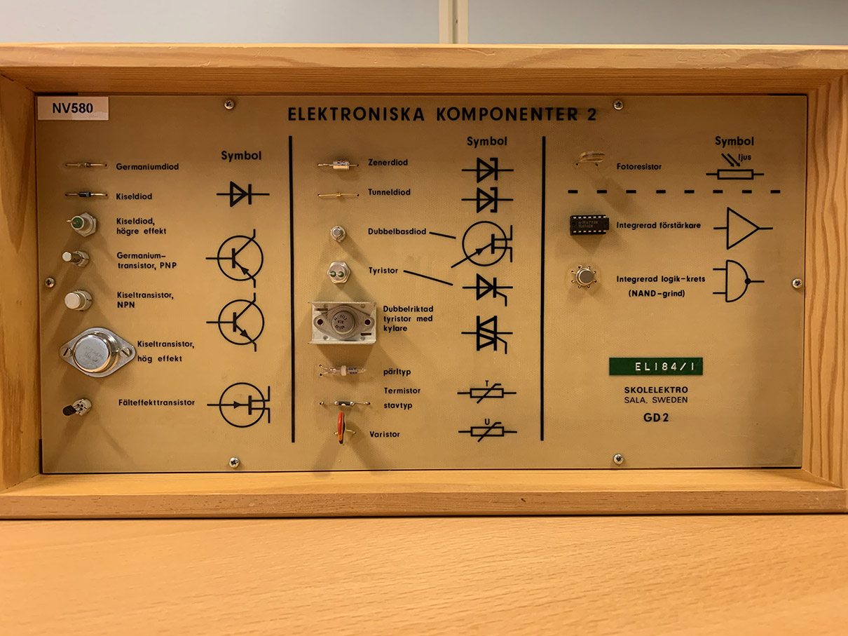 Bilde av Skolelektro Electronics components 1
